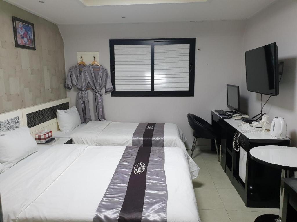 Novalus Tourist Hotel Seoel Buitenkant foto