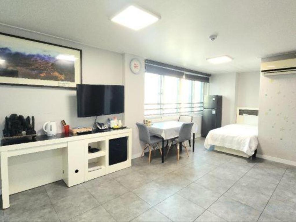 Novalus Tourist Hotel Seoel Buitenkant foto