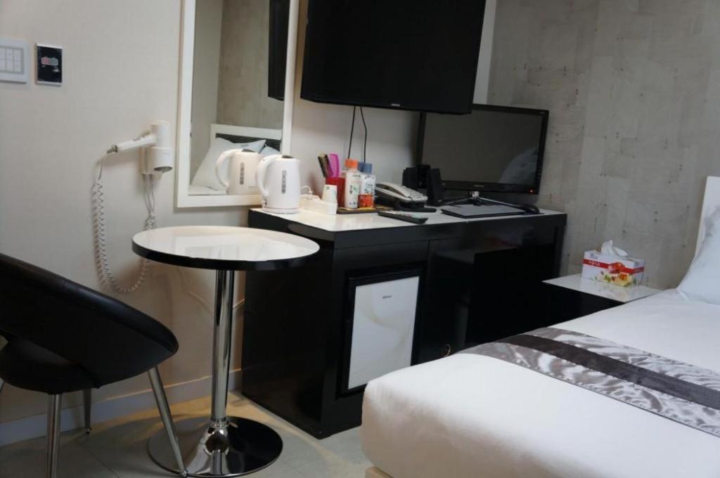 Novalus Tourist Hotel Seoel Buitenkant foto